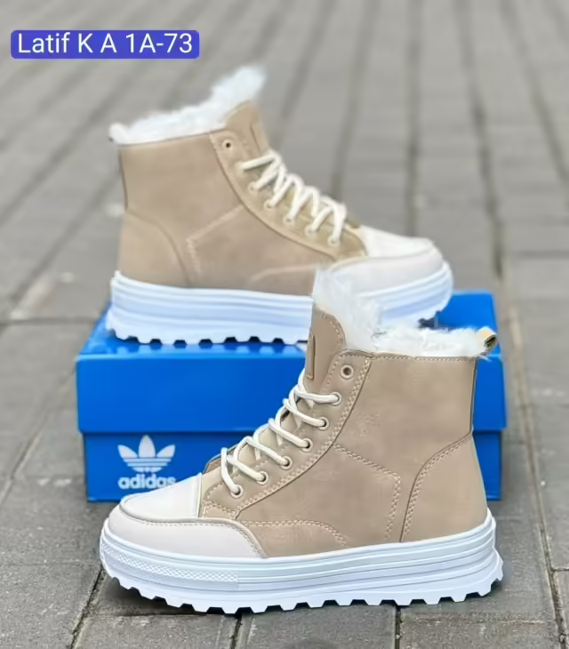 Женские ботинки