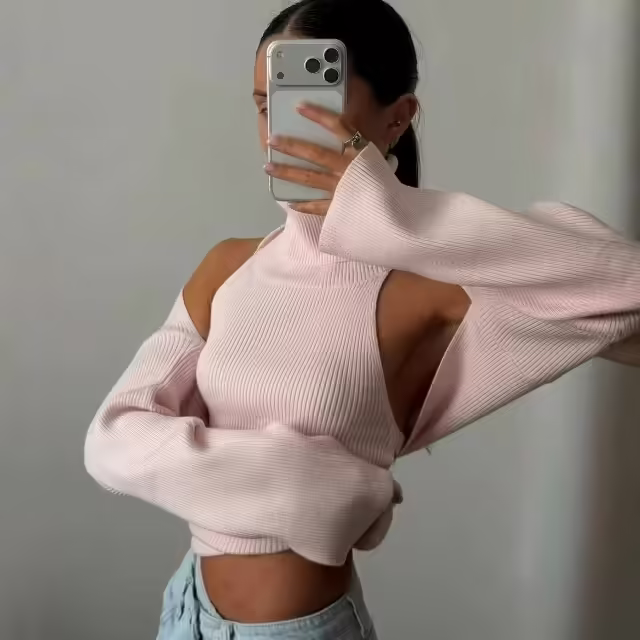 Стильные женские кофты с горлом 2 в 1