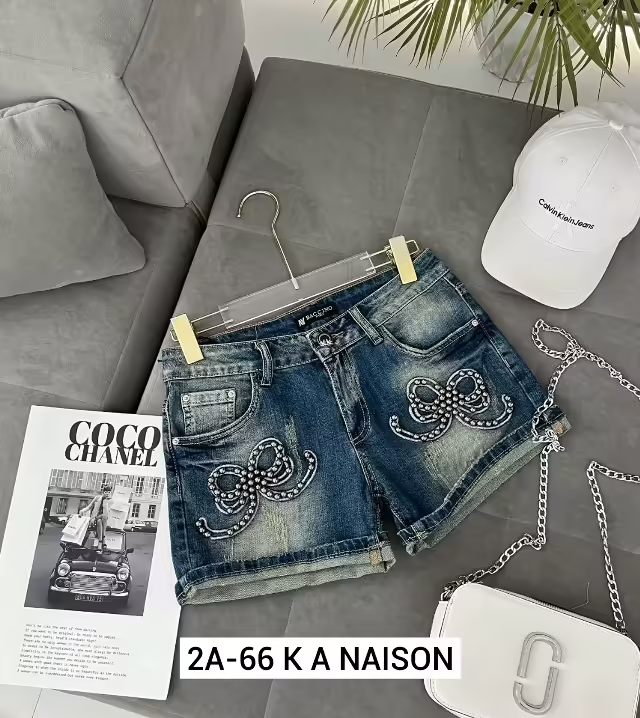 Джинсовые женские шорты. фото 2