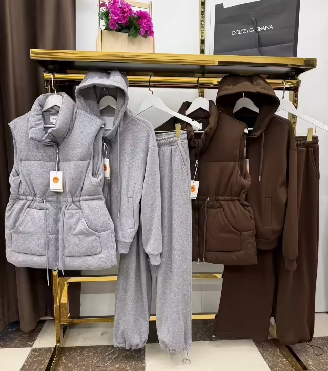 Женские костюмы