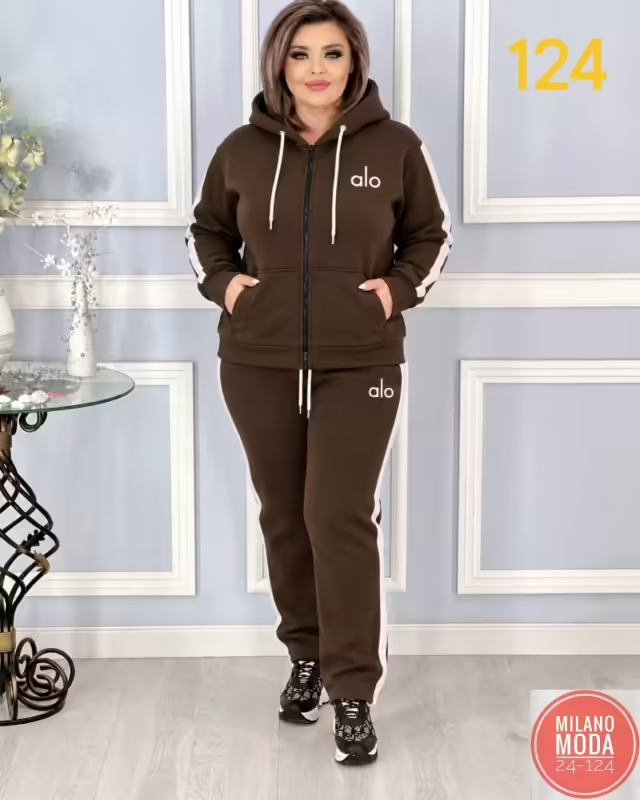 Женские костюмы