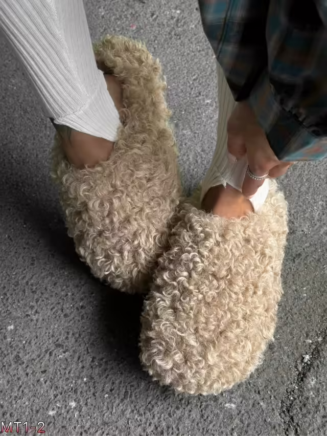 Женские тапочки. фото 3