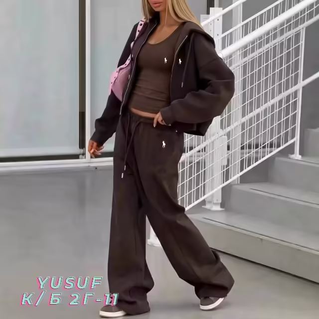 Женские костюмы