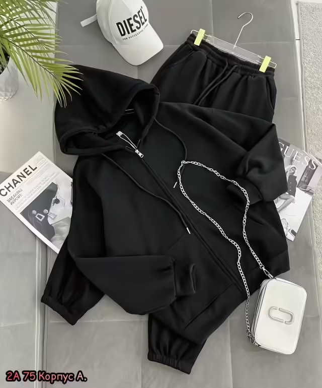 Спортивные женские костюмы на флисе