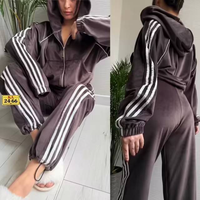Велюровые женские костюмы. фото 3