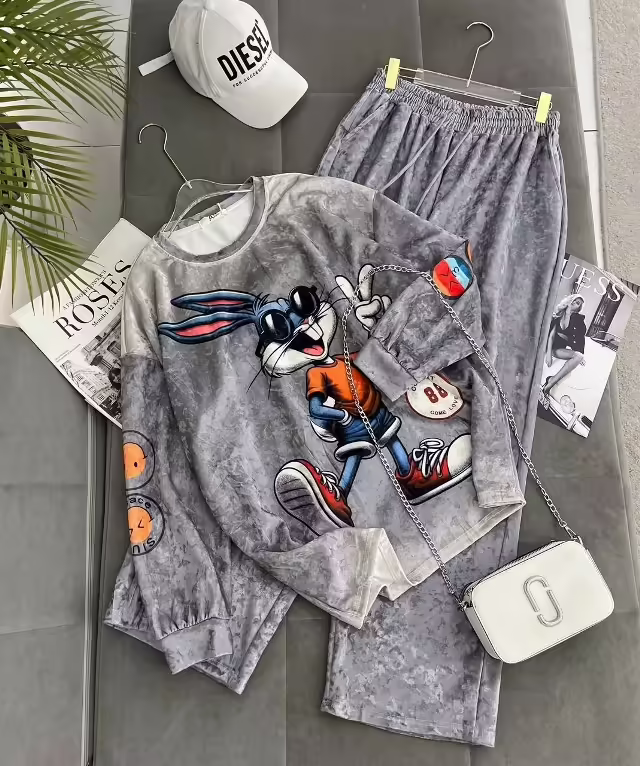 Женские костюмы