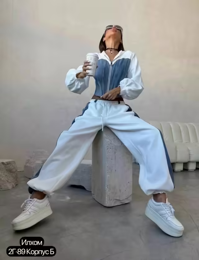 Спортивные роскошные удобные женские костюмы на молнии карго