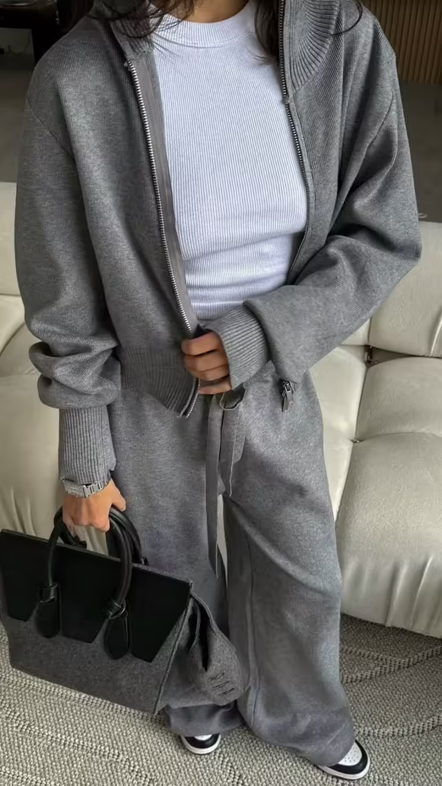 Вязаные женские костюмы