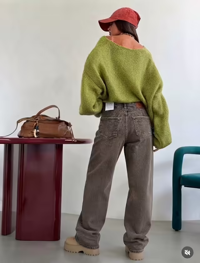 Женские джинсы
