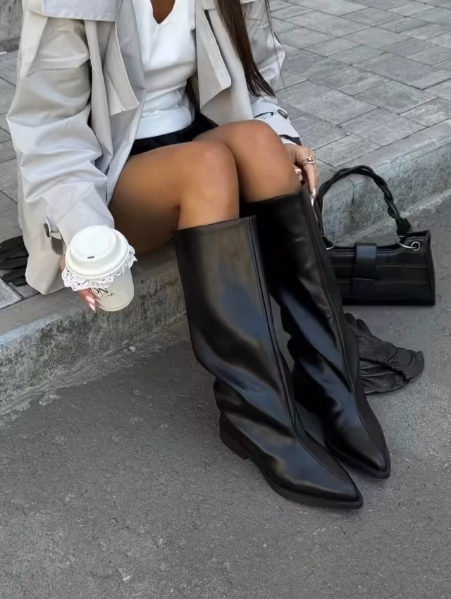 Женские сапоги. фото 3