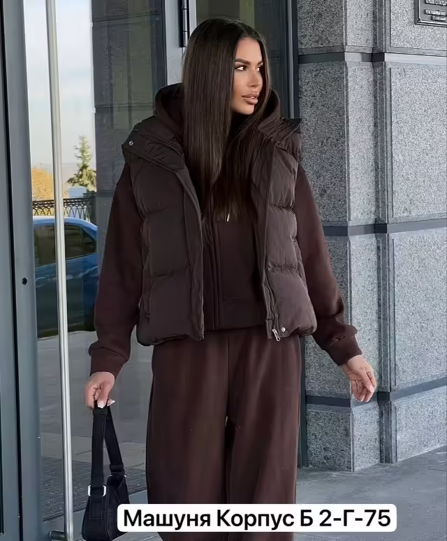 Женские костюмы тройки