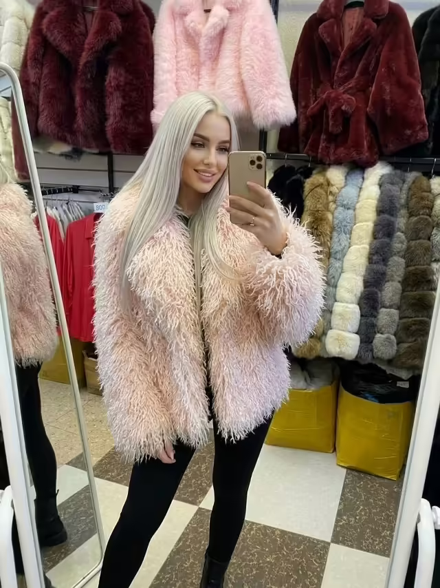 Женские шубы