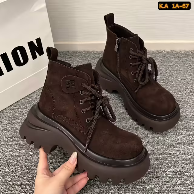 Женские ботинки на платформе. фото 3