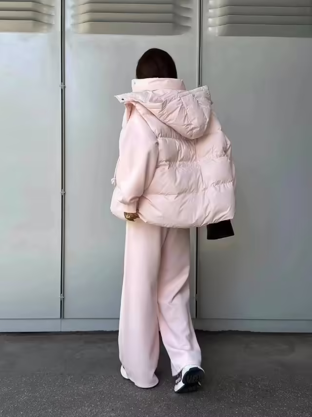 Женские костюмы