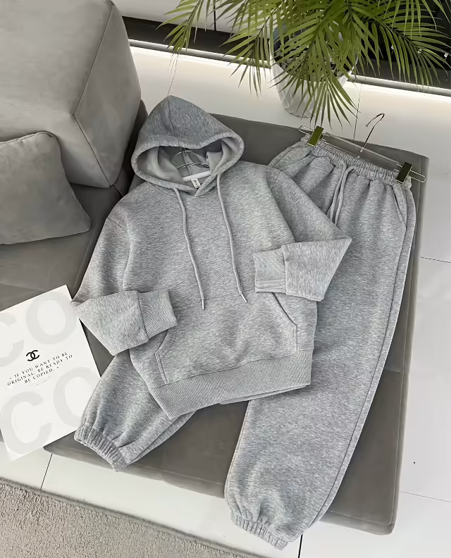 Спортивные детские костюмы