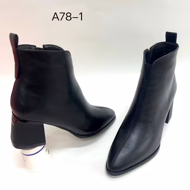 Женские сапоги