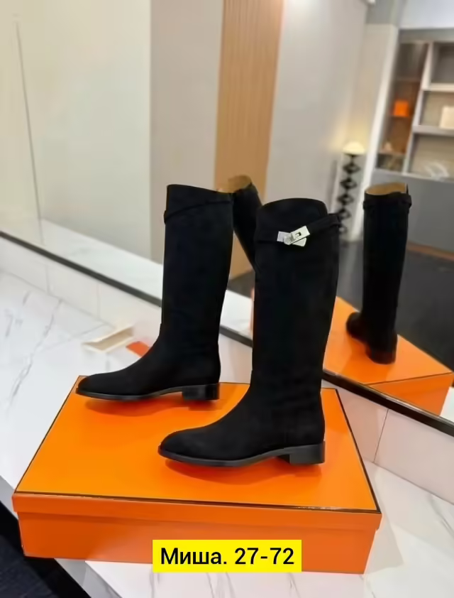 Замшевые женские сапоги