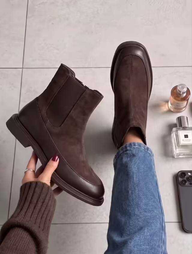 Женские ботинки