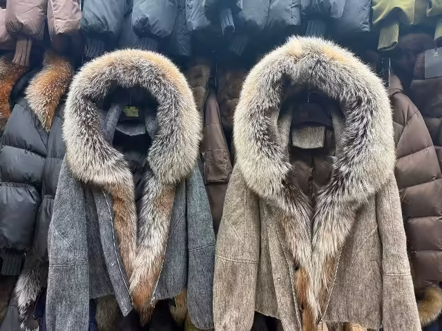 Стильные женские куртки. фото 3