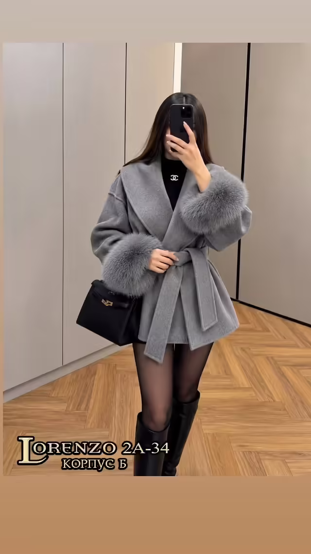 Бомбезные шерстяные женские пальто