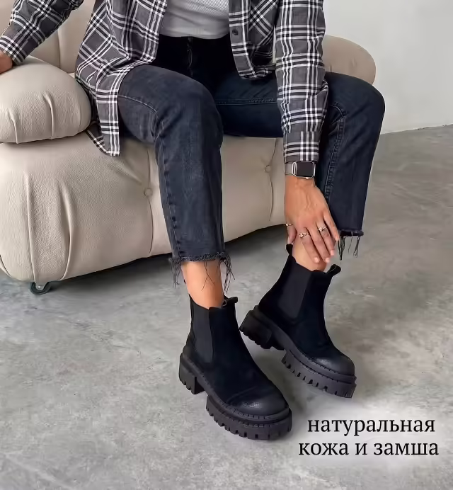 Зимние женские ботинки челси. фото 2