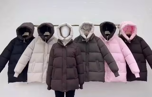 Зимние женские куртки. фото 2