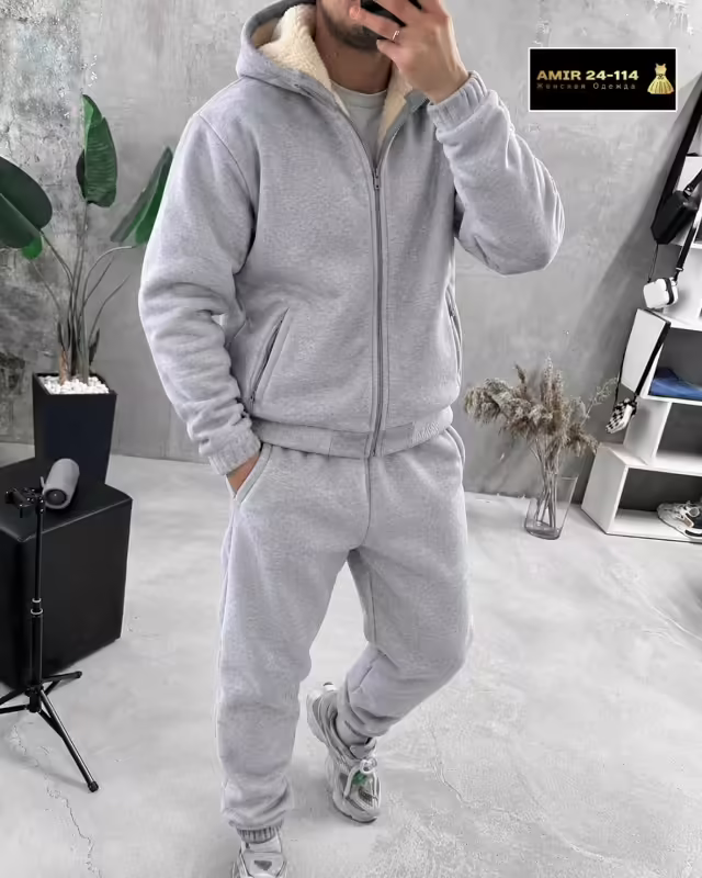 Спортивные мужские костюмы