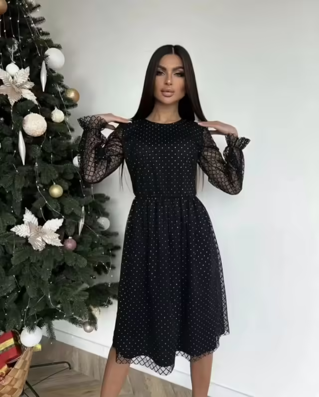 Новогодние женские платья