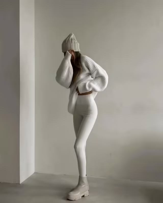 Вязаные женские костюмы. фото 3
