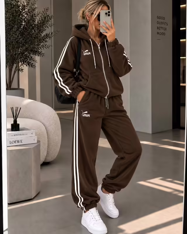 Уютные спортивные женские костюмы pum@